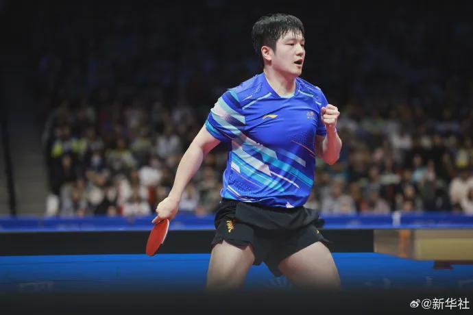 樊振东战胜王楚钦，晋级决赛