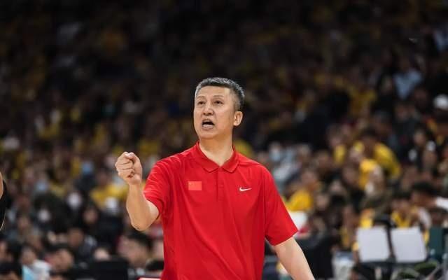 他仨愧对郭士强信任！一个8中0，一个4中0，一个2中0，价值何在