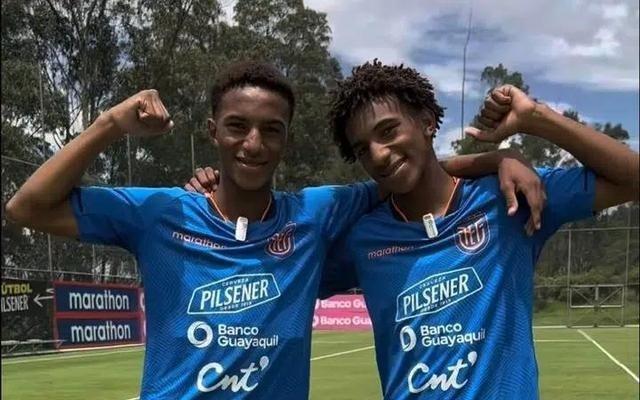 记者：金特罗兄弟通过阿森纳体检并预签合同，成年后正式加盟