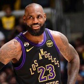 26岁和41岁的詹姆斯，数据怎么差不多