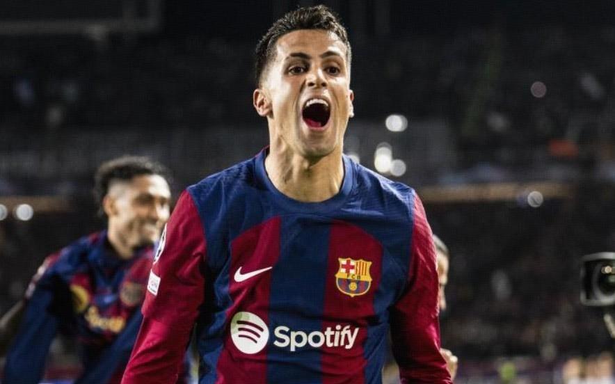 世体：坎塞洛放弃了500万薪水，他只想回到巴萨