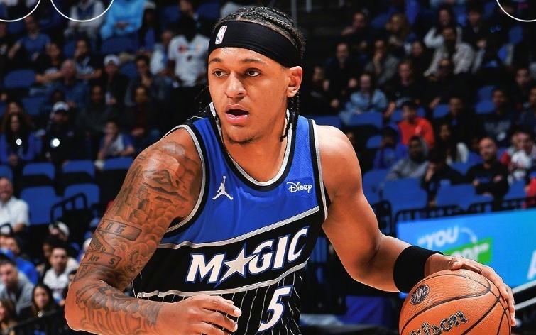 联盟倒数第一！步行者遭魔术准绝杀吞十连败班凯罗29+10制胜球