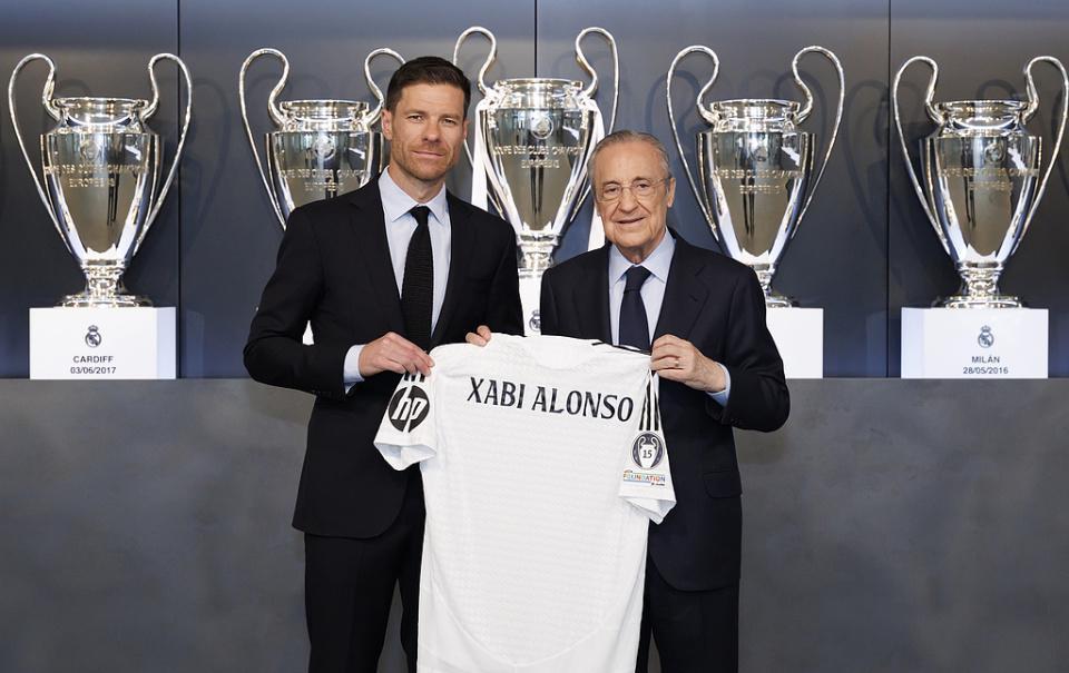 44岁阿隆索哭晕冬窗想买2人自救遭皇马否决老佛爷只关心打官司