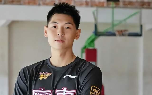 CBA最新消息！辽宁男篮签约强力外援，崔永熙第一阶段报销