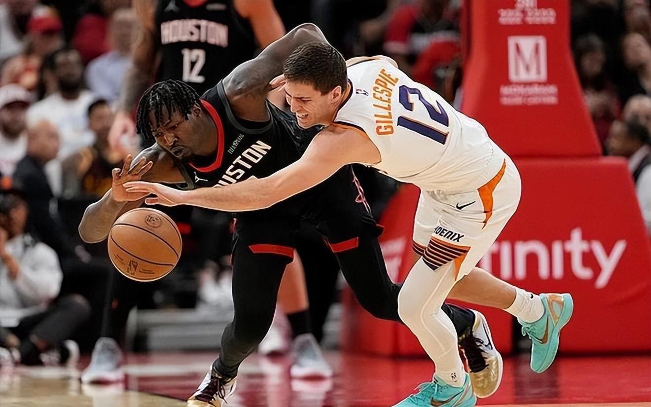 两笔签约都是浪费钱的操作，火箭在去年夏天的操作存在不小的问题