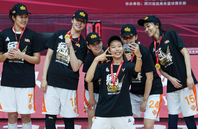 内蒙古女篮退出WCBA！女篮国手张茹转投山西多次征战国际大赛