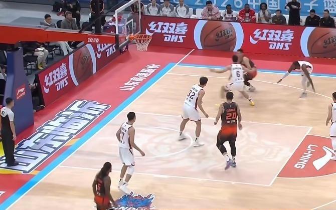 高速男篮88：78击败山西，止住三连败，以胜利收官2025年