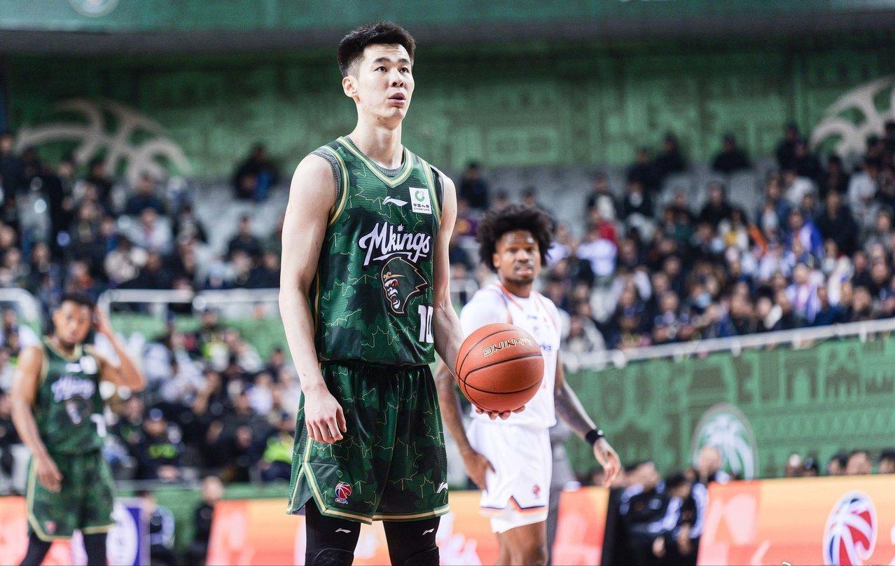 不服郭昊文！辽篮状元砍下21分，队友错过联手，杨鸣庆幸有王牌