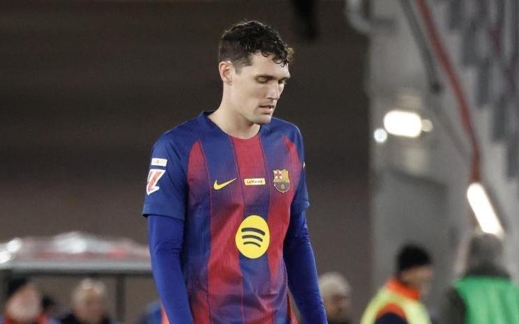 世体：巴萨扩大引援范围，将关注能客串中后卫的防守型中场