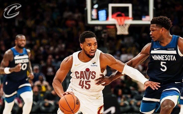 米切尔28+8，爱德华兹末节隐身，骑士5人得分20+主场复仇森林狼