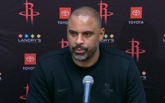 痛批全队，乌度卡：火箭打得太软，这场跟上场输开拓者差不多