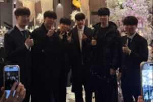 Chovy妈妈：Chovy会比Ruler晚一点去训练所年底LCK典礼也去不了