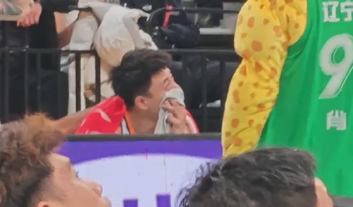 哭了，张镇麟哭了！首秀16+3打爆老东家