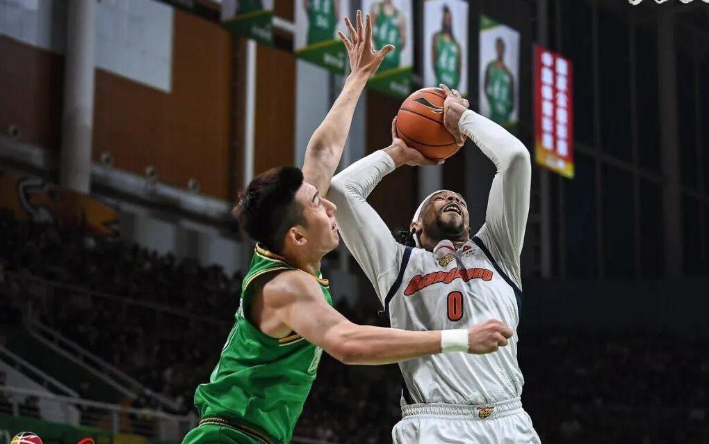 半场狂轰64分掌控比赛，广东客场大胜辽宁