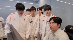 常规赛逗逗你呀！TES与iG今年战至四胜二负BO5两次均为TES取胜