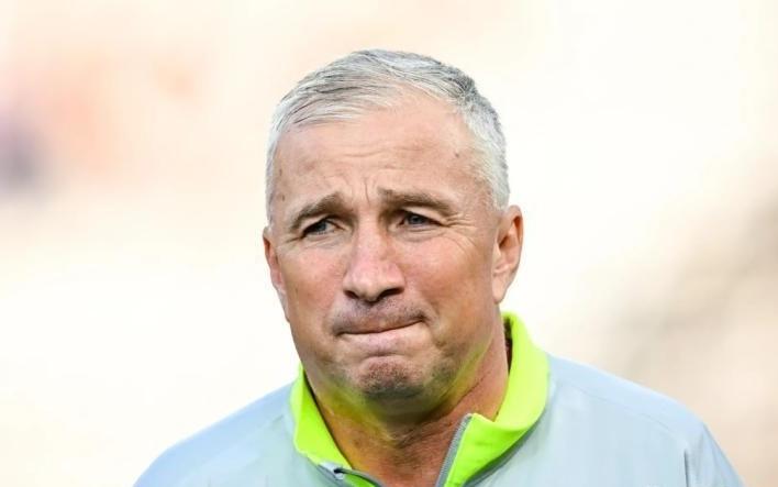 记者：切尔西名宿佩特莱斯库一切安好，并没有患癌症