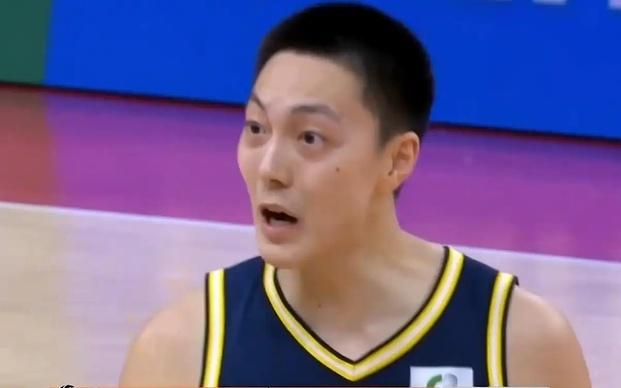 被绝杀冤枉吗其实广东队输球还得靠胡明轩，一数据全队最低