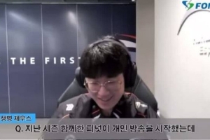 zeus：旺乎哥现在直播做的挺有趣的我也会时不时看看为他应援的