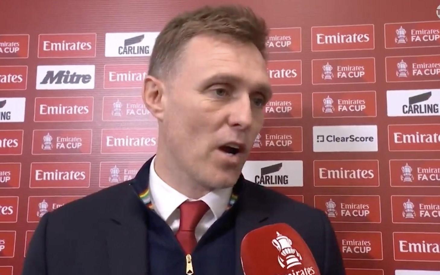 弗莱彻：梅努场下不太表露情绪卡塞米罗会在需要时上场