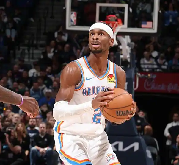 NBA西部：雷霆跌落神坛，湖人火箭掘金森林狼纠缠不清，快船爬坡