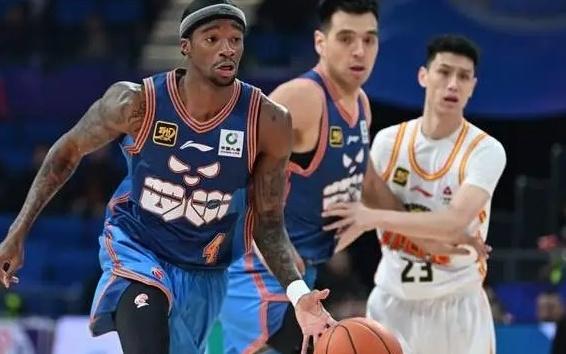 广东男篮有点过头了！4大NBA外援到齐，辽宁浙江广厦还怎么玩