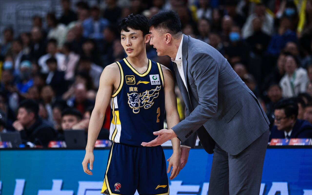 广东男篮豪取5连胜！徐杰20+4，萨林杰高效，这2人是球队最大隐患