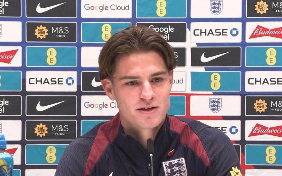 斯科特：佩德里是我最喜欢的球员之一我更喜欢踢8号位