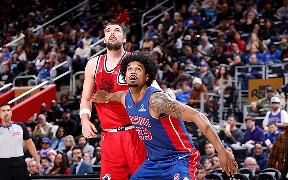 抓住机会打出了生涯最强之战，活塞内线新星能否继续得到信任