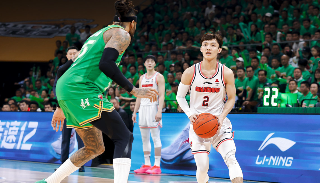 辽粤战杨鸣有3利好！广东也有3大杀招，粤迷却喊话杜锋：少上胡队