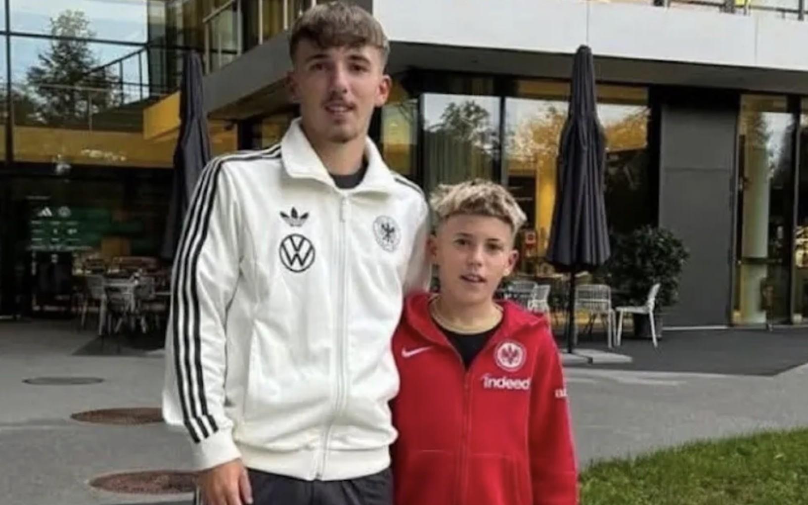 目前14岁，图片报：拜仁有意引进伦纳特卡尔的弟弟文森特