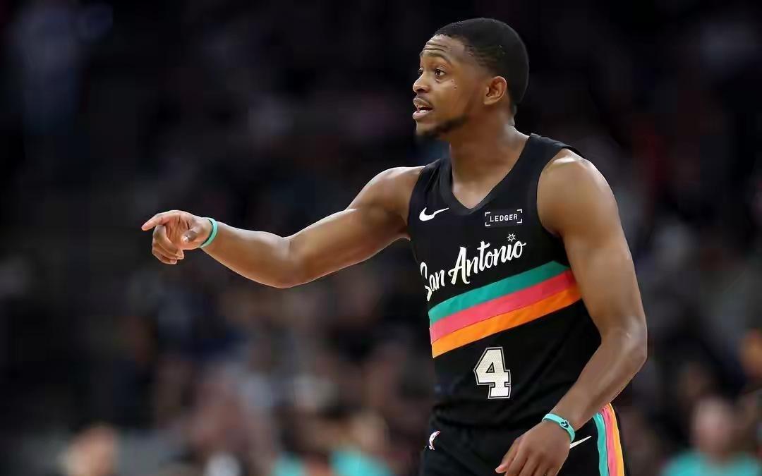 尚帕尼36分6板马刺134132尼克斯布伦森29分