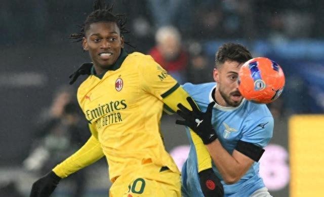 一场01爆出大冷门，意甲领头羊倒下，惨遭淘汰，萨里神换人