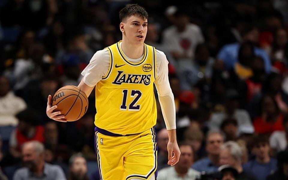 存在感有所下降，湖人锋线新星没有办法长时间保持高水准的表现