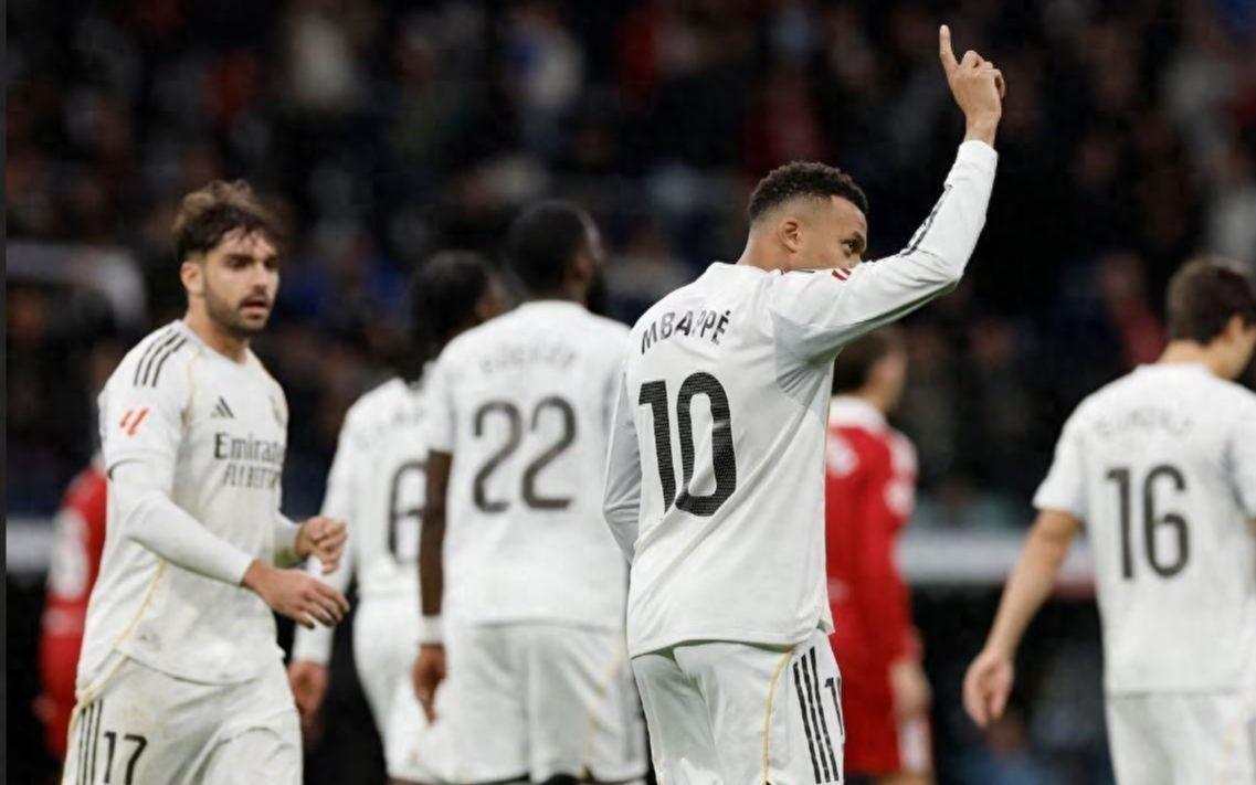 巴萨行为什么我们不行皇马欲效仿上赛季巴萨，冬歇后实现大逆转