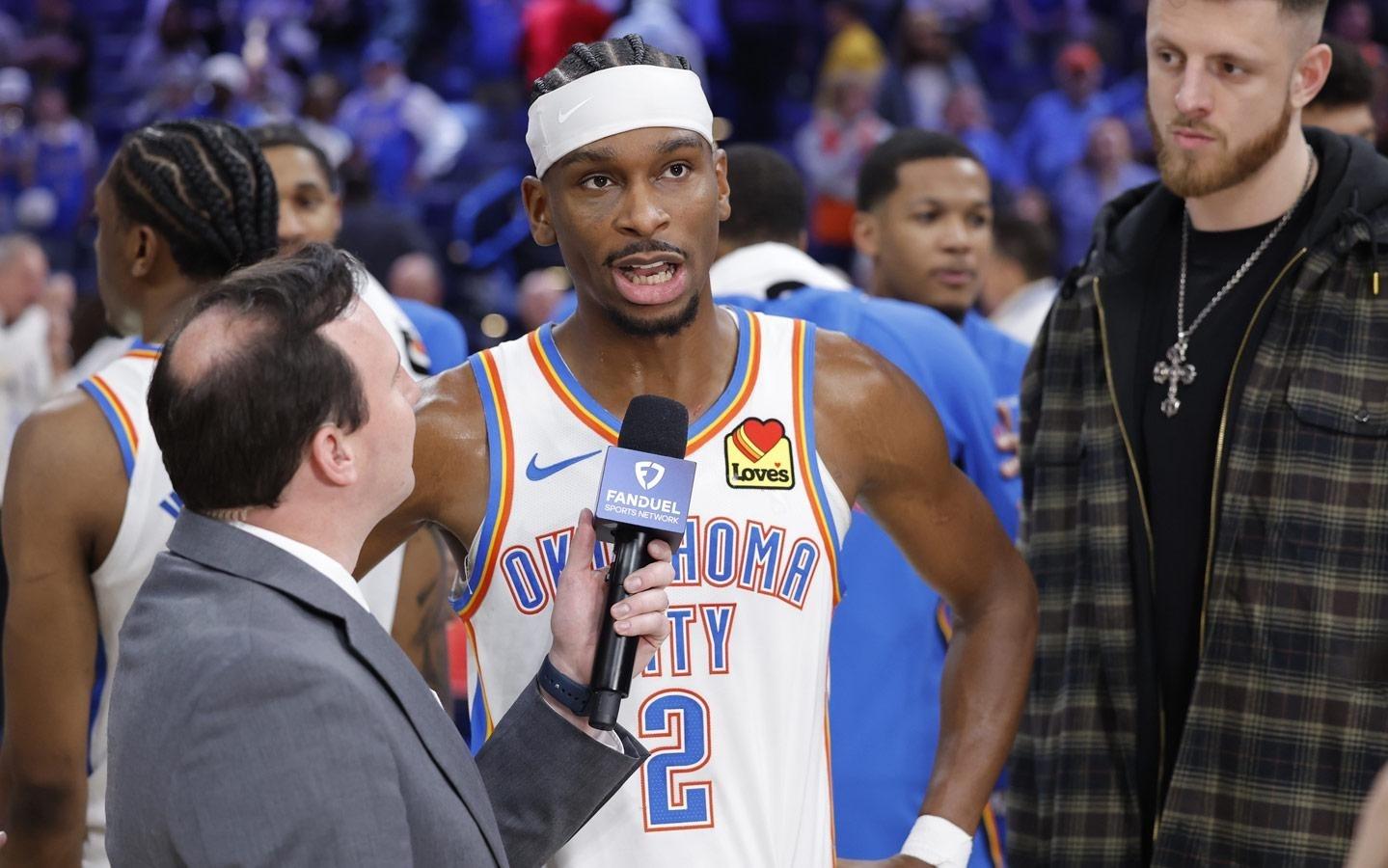 狠，亚历山大末节投中扳平比分的球拖入加时，帮雷霆队战胜爵士队