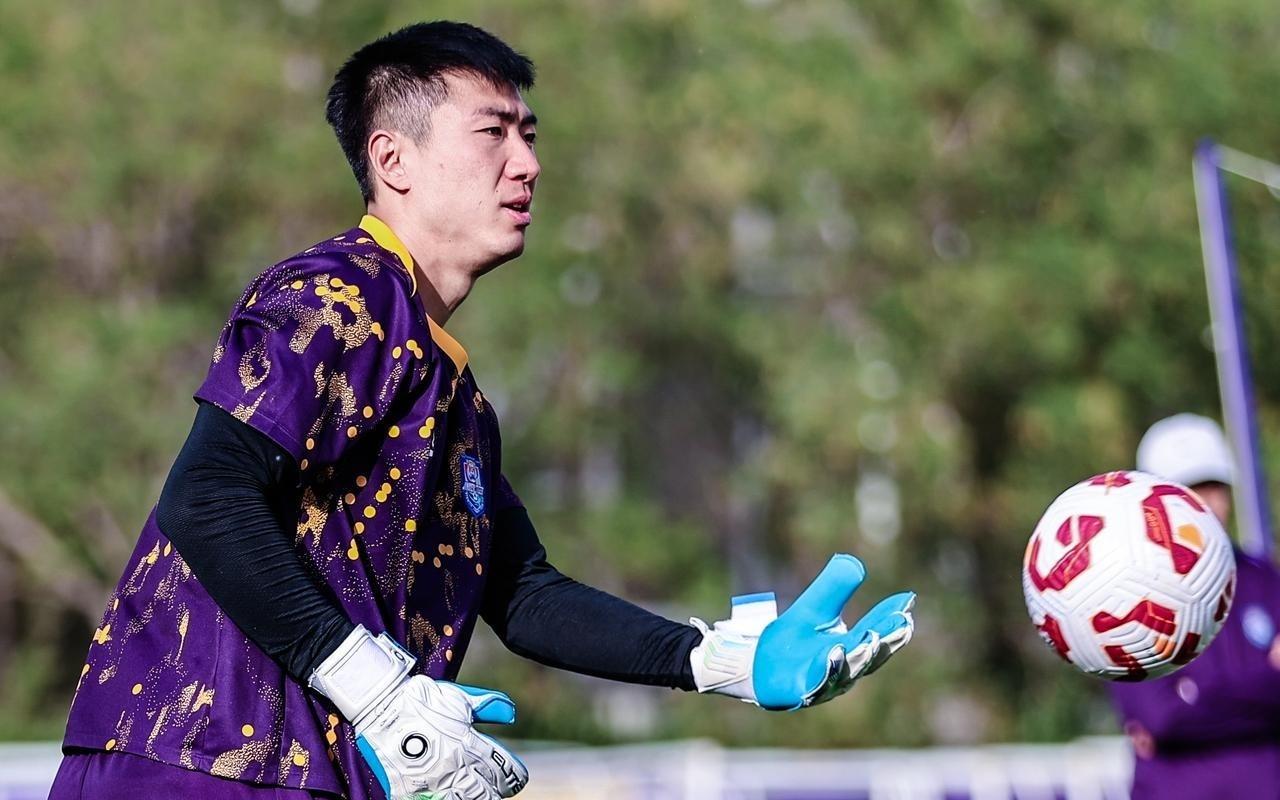 意外吗津门虎上演连续反转，功勋王牌留队仅3天，连夜宣布走人