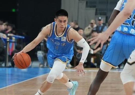 CBA第3轮：首钢大胜辽宁，杨鸣被驱逐四川队遭遇三连败