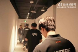 Tabe：第一把第二把太明显我们都是优转劣，就是龙魂压力太大了