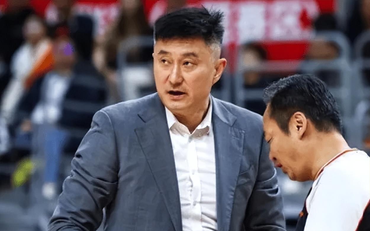 胜山东发布会！杜锋解析第三节崩盘，全程高情商，徐杰不满专注度