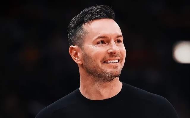 轰31+9+6！主动牺牲打无球，雷迪克感谢老詹，东契奇也说出心里话