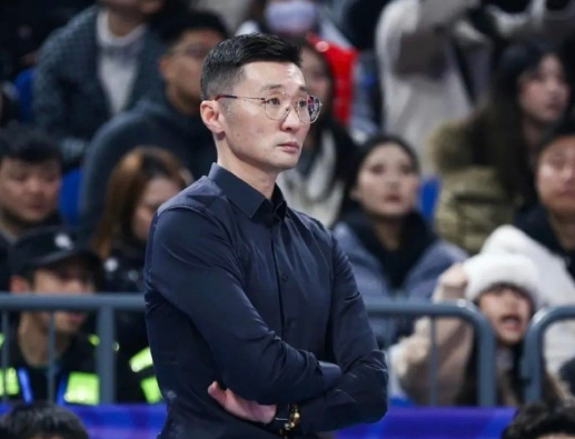 刘炜卸任新疆主教练：本季执教3胜6负韩国助教姜正秀成代理主帅