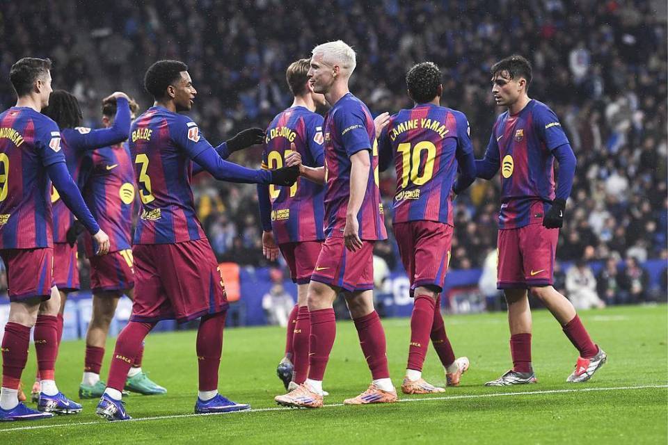 知耻而后勇溃败切尔西后巴萨炸裂8连胜！连续4场20让皇马绝望