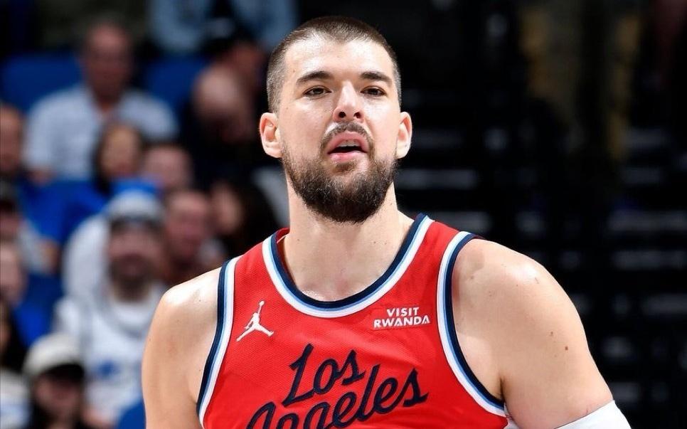 惨！祖巴茨复出，快船队输球！核心轮换又受伤！被50分的他打爆了