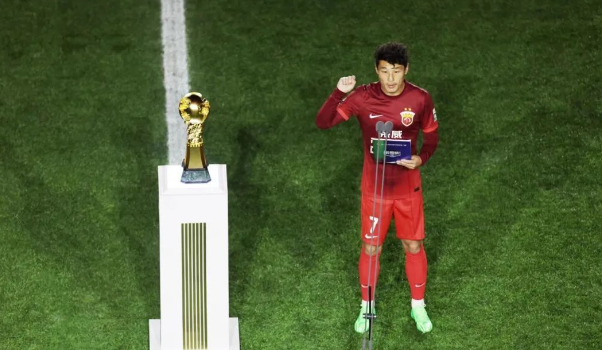 反转！中超不执行跨年赛制，球迷有福了，世界杯期间能看中超