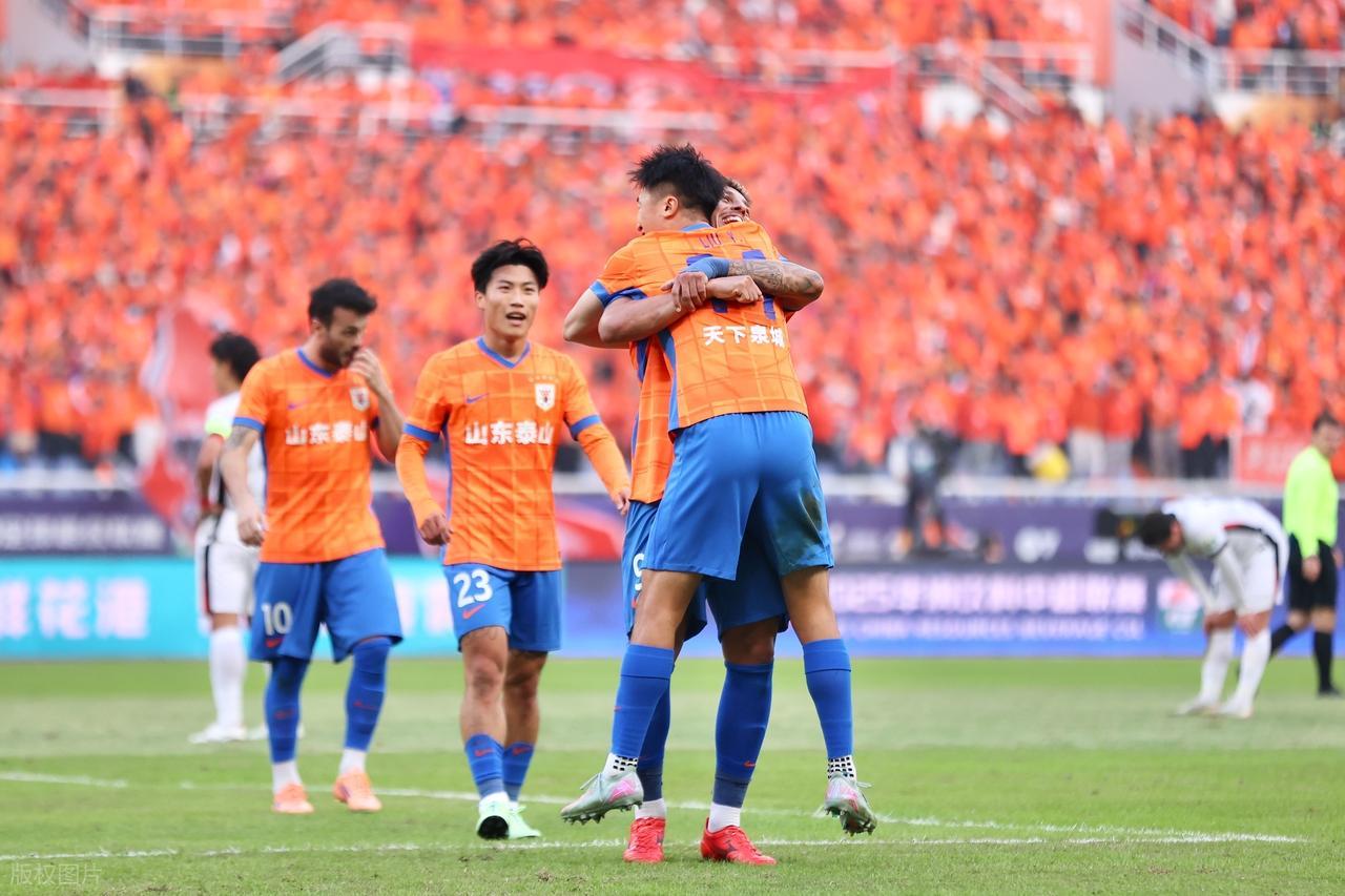 山东泰山3比1胜海港，瓦科两球，韩鹏排