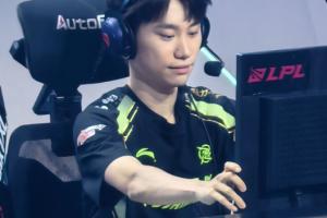 微博媒体爆料：NIP的DoinbLeaveSoloKill都已恢复自由人身份！