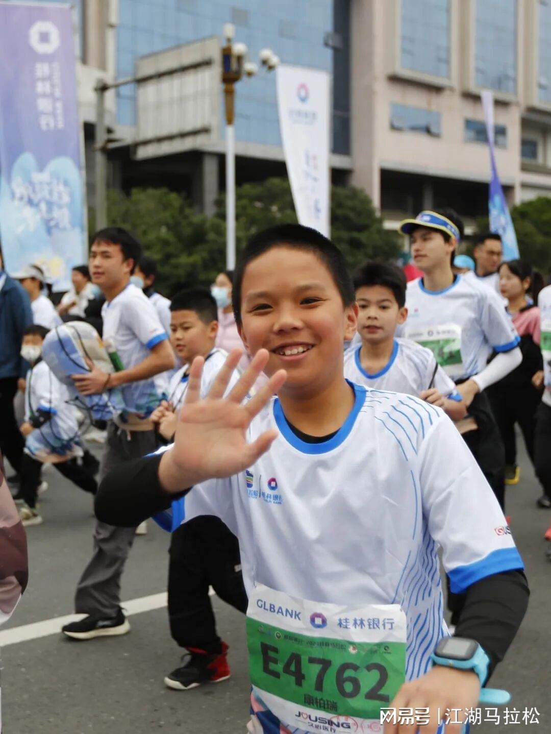 撇开欢乐跑，骂马拉松的人只会更多